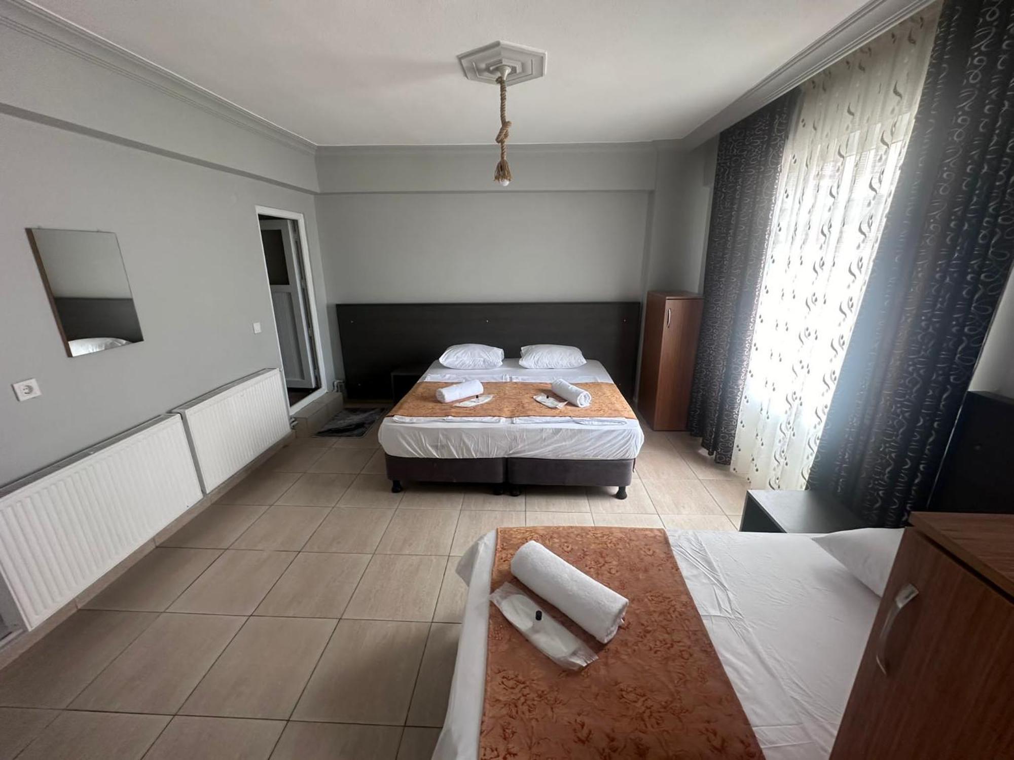 Guenes Pansiyon Edirne Phòng bức ảnh